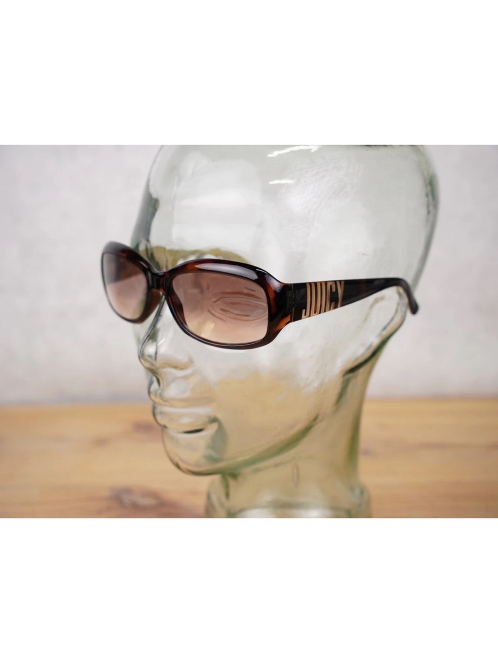 Juicy Couture Oversized Round Tortoise Pattern Sunglasses Distinctive 56-16-130